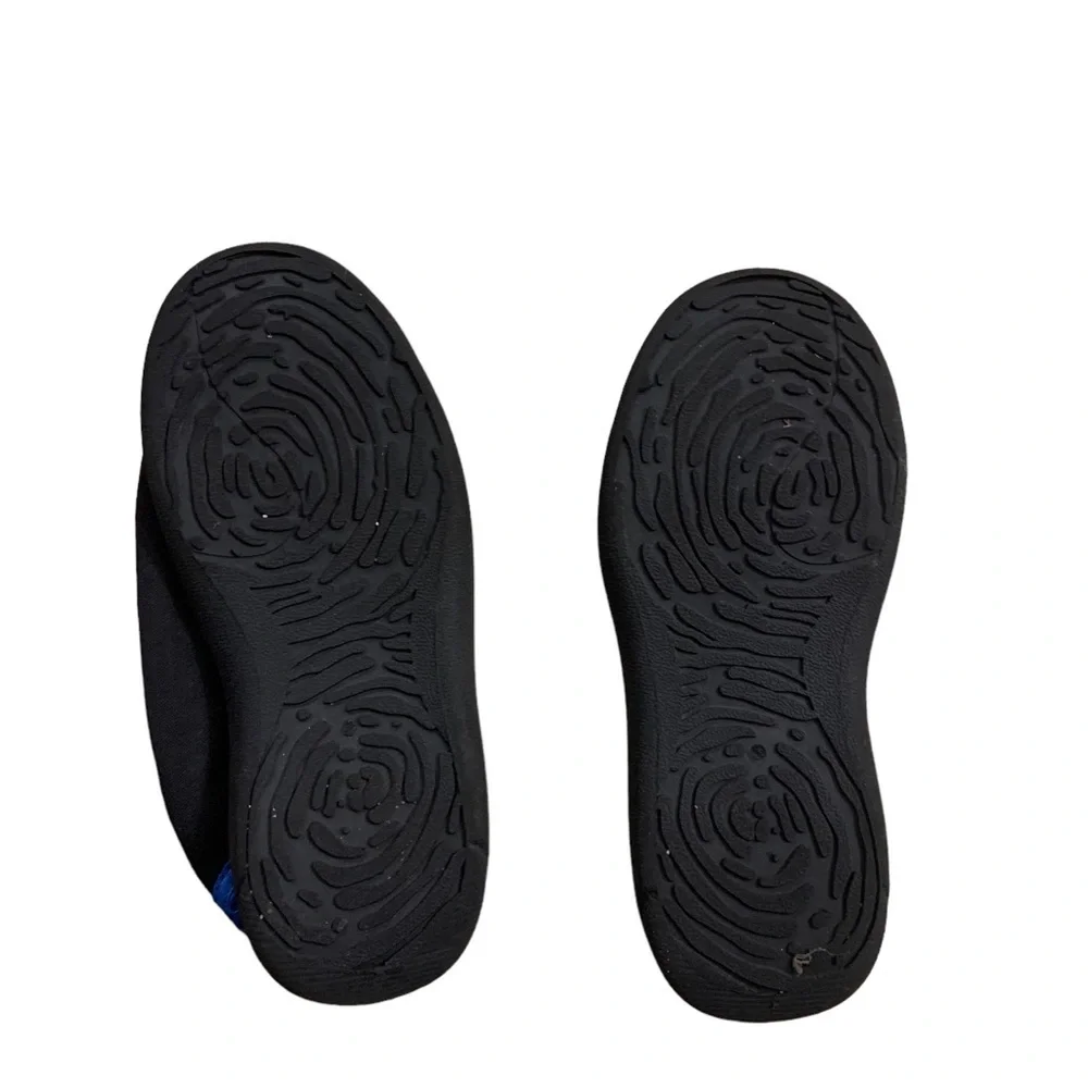Boys Blue Black Water Shoes Size 3-4 L Swim Shoes